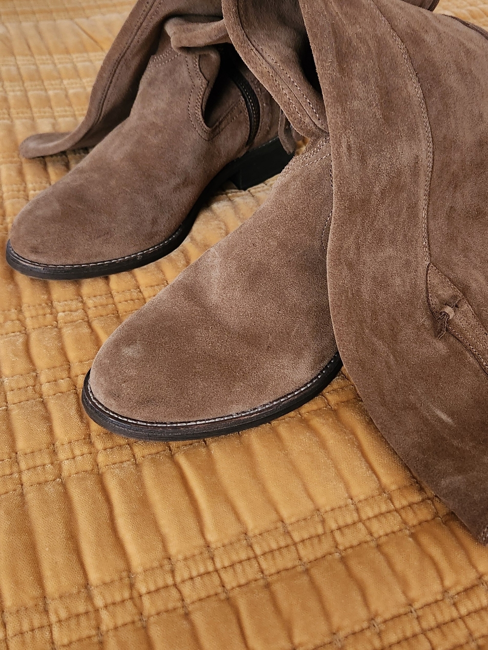 Women's, Brown Suede Over The Knee-High Boots. Size US 9.